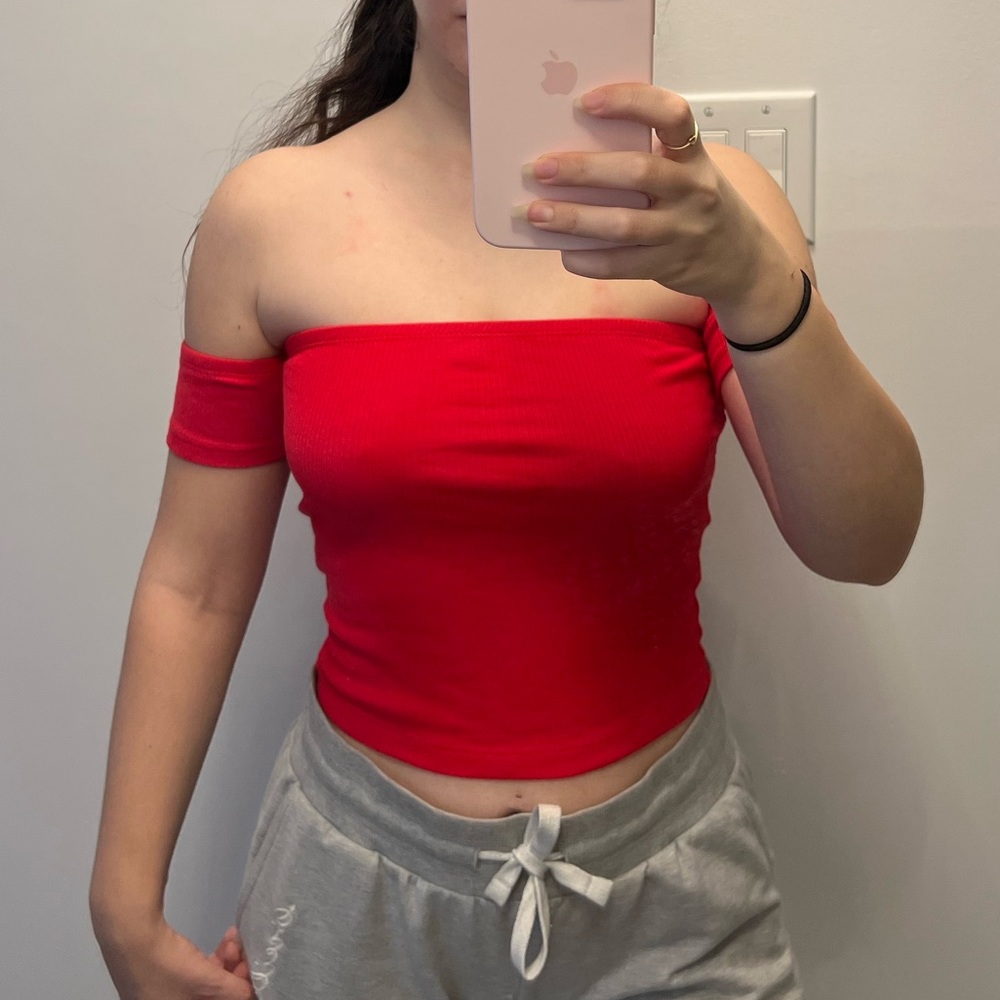 SEXY OFF THE SHOULDER RIBBED CROP TOP NWOT